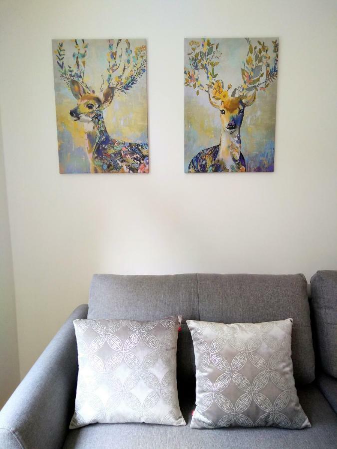 Chill & Explore By Cooee Apartments วอร์ซอ ภายนอก รูปภาพ