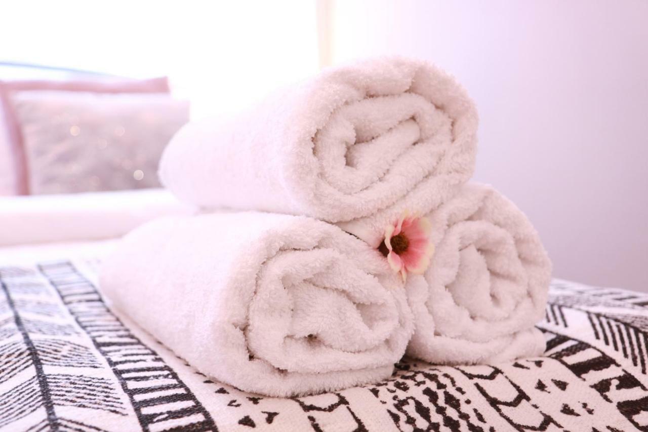 Chill & Explore By Cooee Apartments วอร์ซอ ภายนอก รูปภาพ