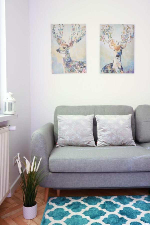 Chill & Explore By Cooee Apartments วอร์ซอ ภายนอก รูปภาพ